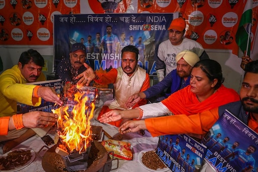 Cricket fans perform a 'havan' for Indian team's victory in the ICC Men?s Cricket World Cup 2023?s final against Australia,  (PTI Image)